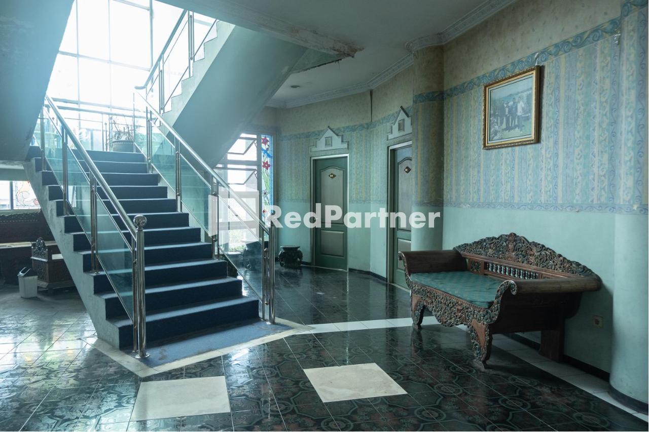 Akur Hotel Malioboro Mitra Reddoorz Yogyakarta Luaran gambar